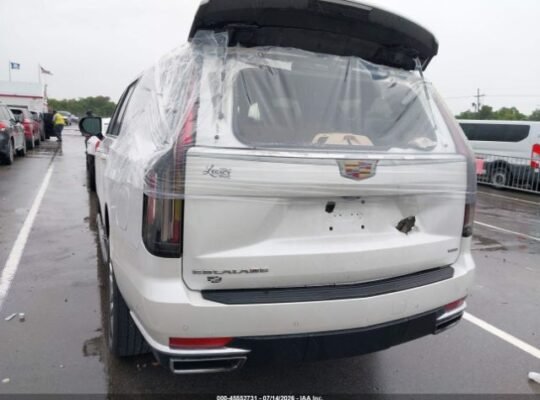 SOLD – CADILLAC ESCALADE ESV 2023 A uto Auction