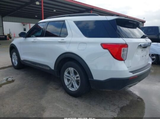 SOLD – FORD EXPLORER XLT 2023 Auto Auction