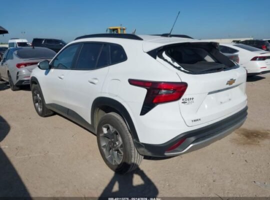 SOLD.. CHEVROLET TRAX FWD LT 2025 Auto Auction