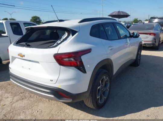 SOLD.. CHEVROLET TRAX FWD LT 2025 Auto Auction