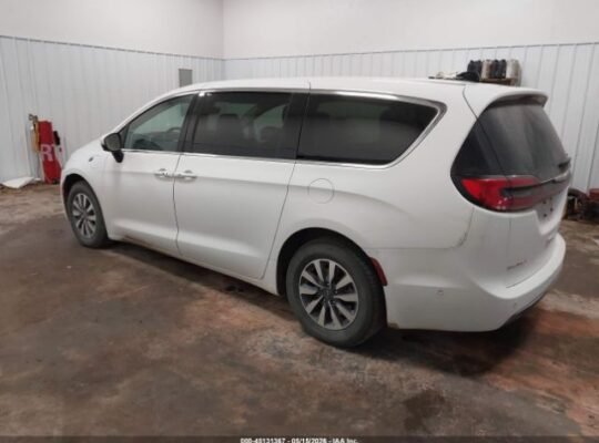 SOLD..@@CHRYSLER PACIFICA HYBRID TOURING L 2023 Auto Aucti