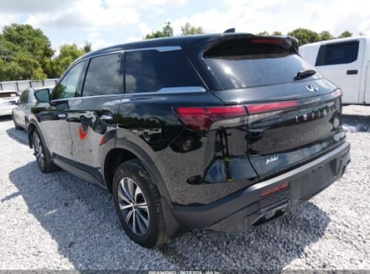 SOLD.. INFINITI QX60 PURE 2025