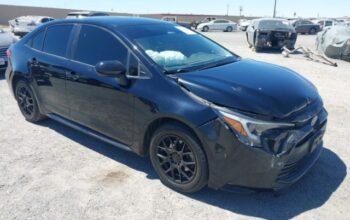 SOLD..@@TOYOTA COROLLA HYBRID LE 2023 Auto Auction