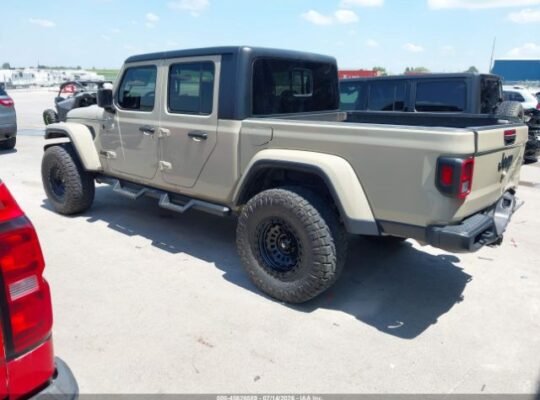 SOLD.. JEEP GLADIATOR WILLYS 4X4 2022 Auto Auction