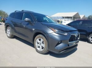 SOLD.. TOYOTA HIGHLANDER HYBRID LE 2022 Auto auction