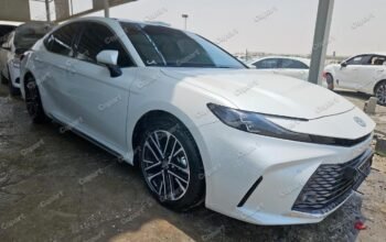 TOYOTA CAMRY 2025 – Auto auction