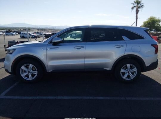 SOOOLD – !!!! KIA SORENTO LX 2022 Auto Auction