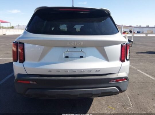 SOOOLD – !!!! KIA SORENTO LX 2022 Auto Auction