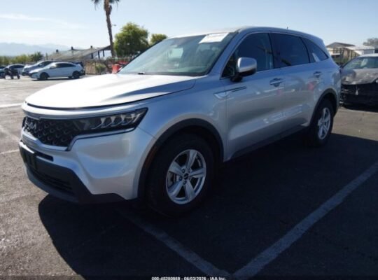 SOOOLD – !!!! KIA SORENTO LX 2022 Auto Auction