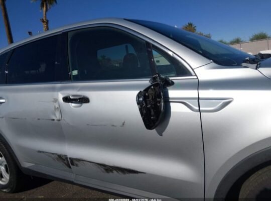 SOOOLD – !!!! KIA SORENTO LX 2022 Auto Auction