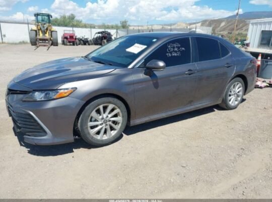 SOLD..@@TOYOTA CAMRY LE 2024 Auto auction