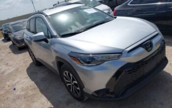 SOLD..@@TOYOTA COROLLA CROSS HYBRID SE 2023