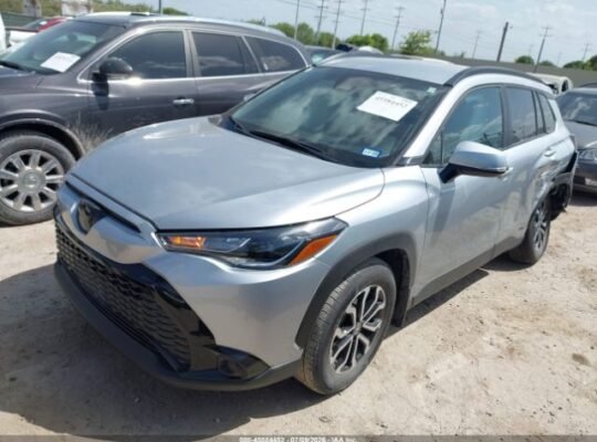 TOYOTA COROLLA CROSS HYBRID SE 2023