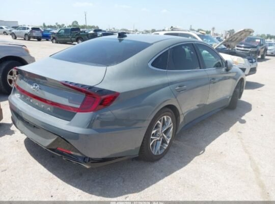 SOLD….!! HYUNDAI SONATA SEL – 2023