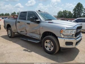 SOLD..@@RAM 2500 TRADESMAN 4X4 6\’4 BOX 2024