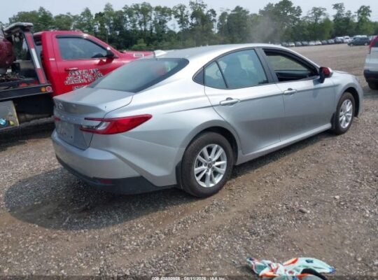 SOOOLD ..!! TOYOTA CAMRY LE 2026