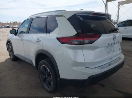 SOOOLD ..!! NISSAN ROGUE SV FWD 2024
