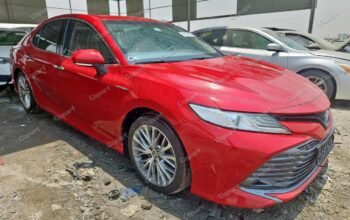 TOYOTA CAMRY – 2020